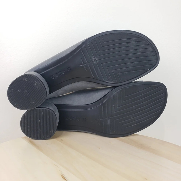 Ecco Women’s Size 10 Round Chunky Heel Slide Sandal Gray Leather Suede Open Toe - Picture 13 of 14